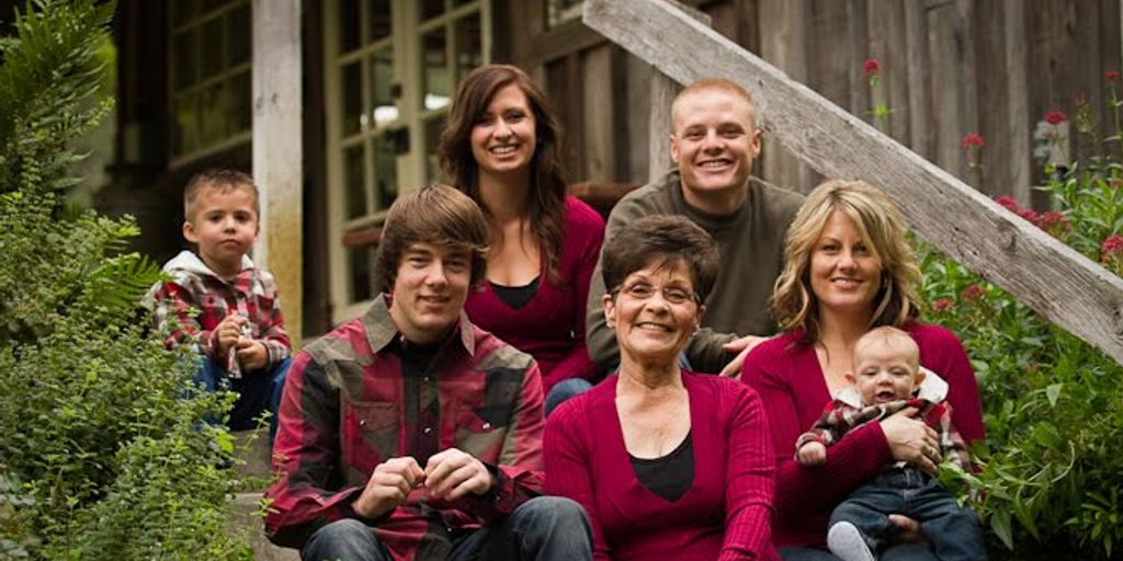 family celebrating house sale in Arroyo Grande