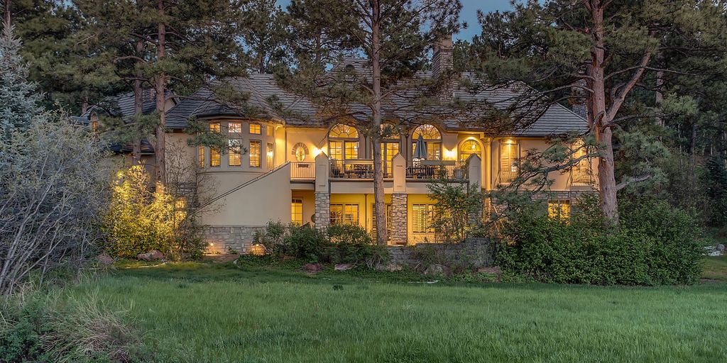 house for sale in Montebello