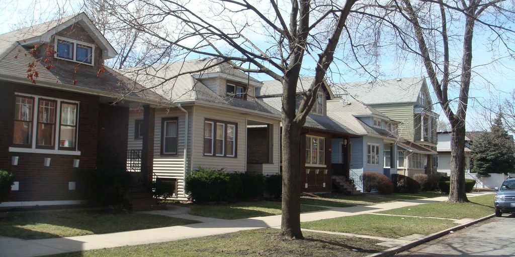 house for sale in Maywood