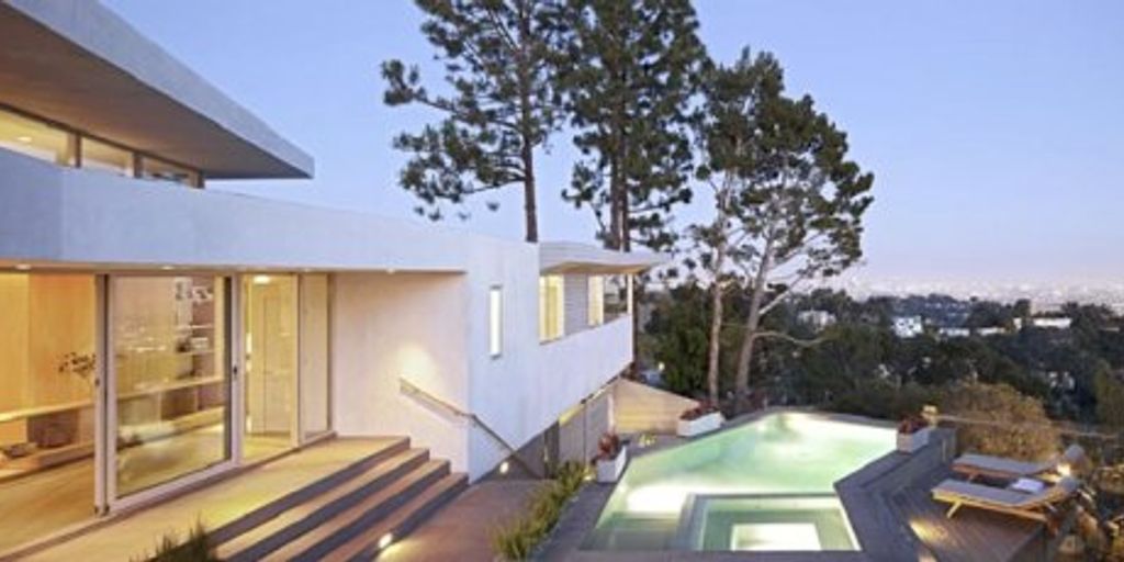 beautiful house in Westlake Village