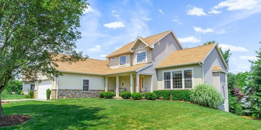 house for sale in Lancaster