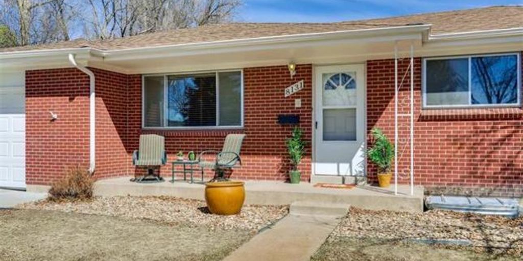 beautiful house for sale in Eastvale