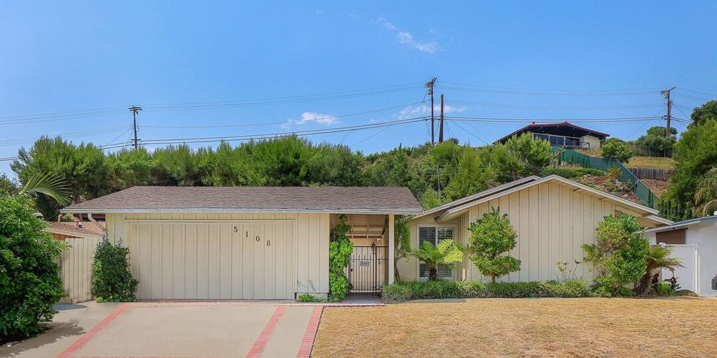 house in Rolling Hills Estates