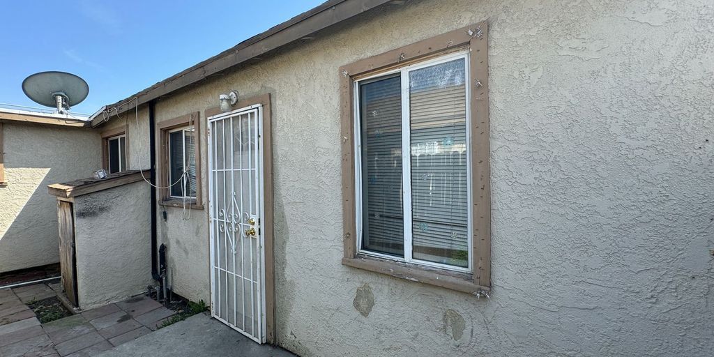 house in Baldwin Park