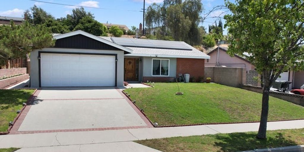 house in West Covina