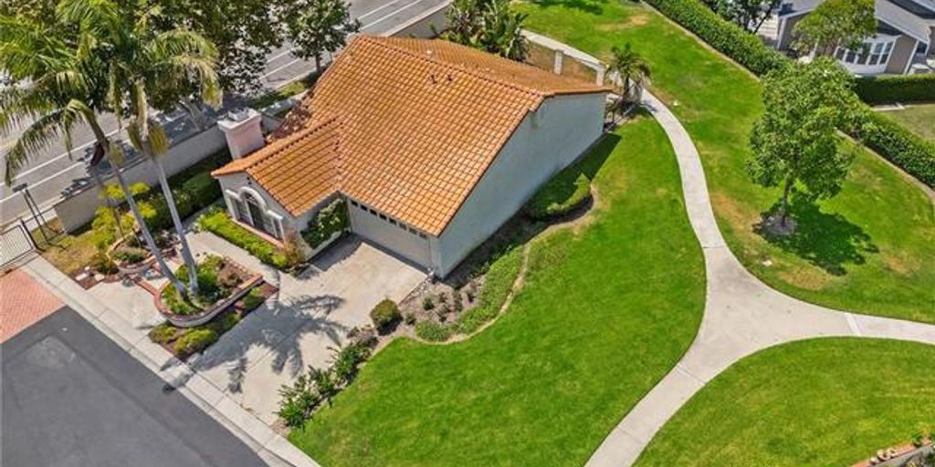 house in San Juan Capistrano