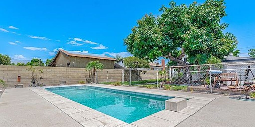 house in Baldwin Park